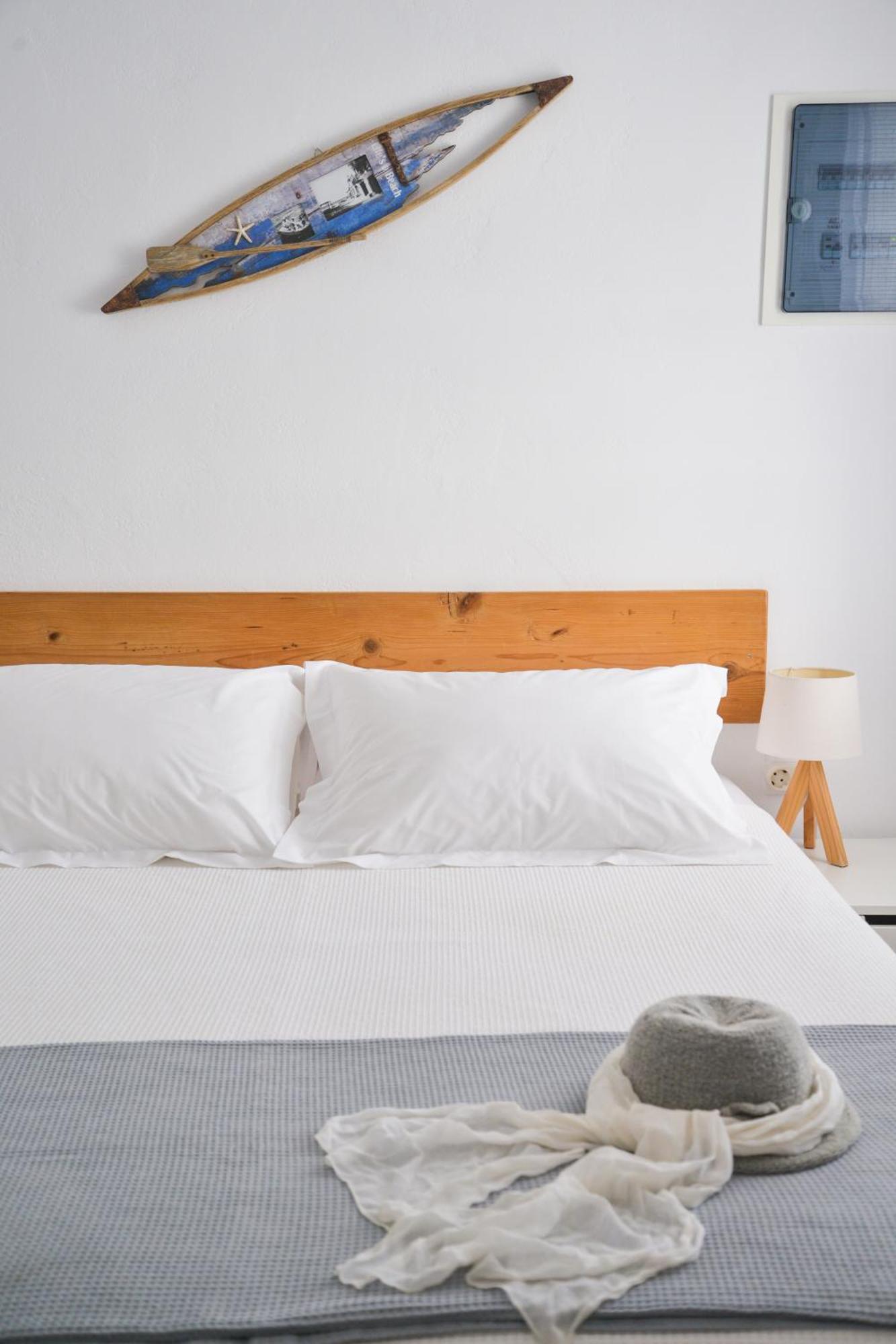 Hostal Blue Sea House Klima  Exterior foto