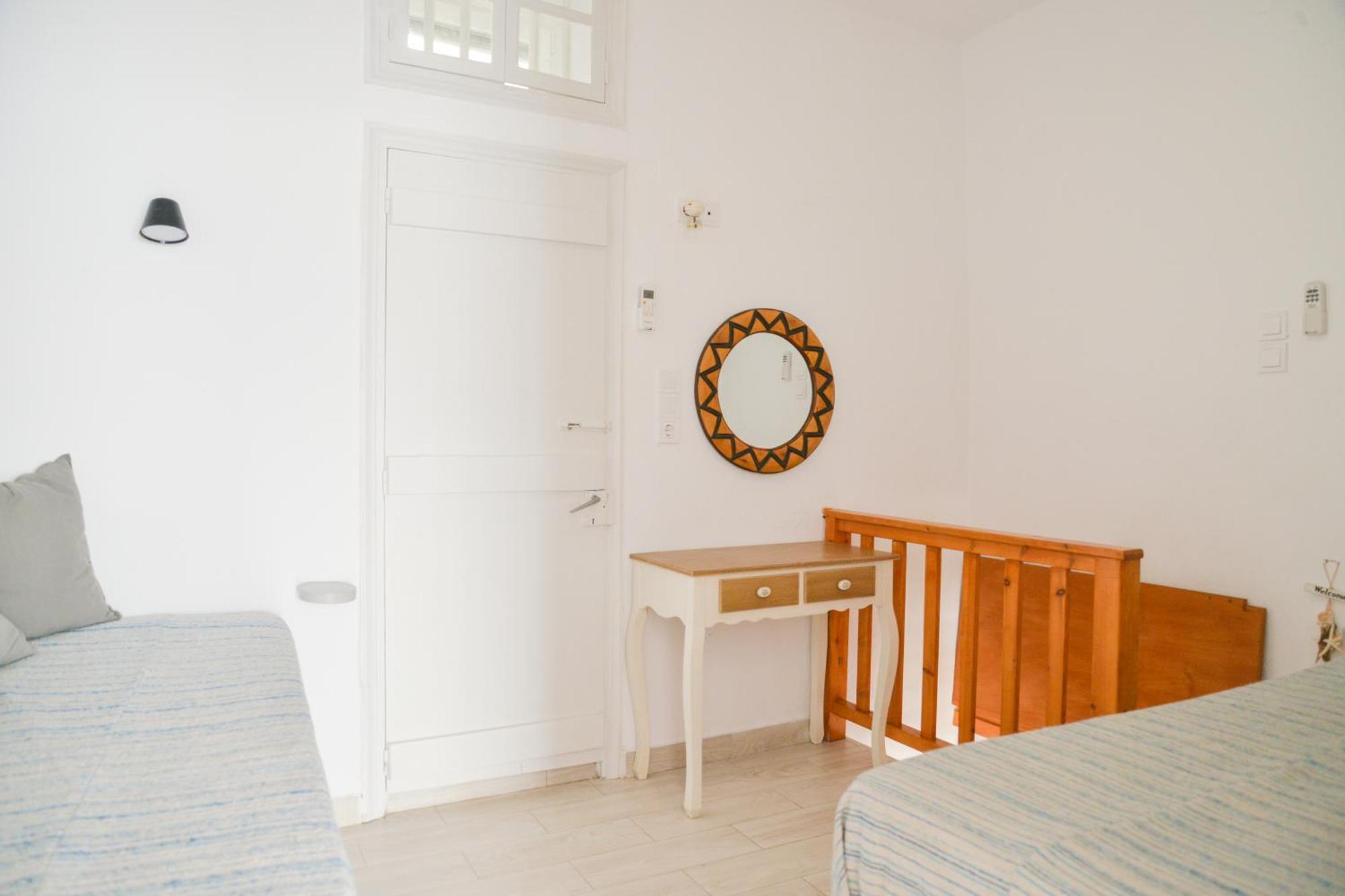 Hostal Blue Sea House Klima  Exterior foto